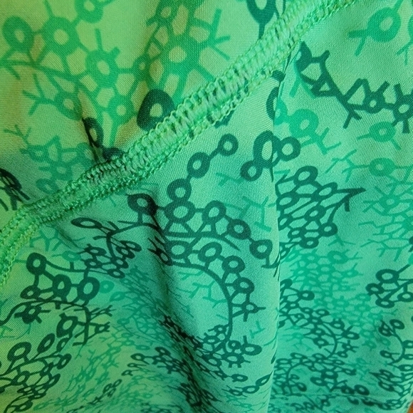 Patagonia Nine Trails Green Geometric Design Running Skirt Skort Tennis Size S - Picture 15 of 16
